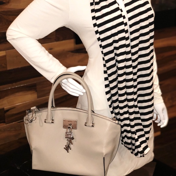 Dkny Bags Dkny Elissa Small Leather Crossbody Poshmark